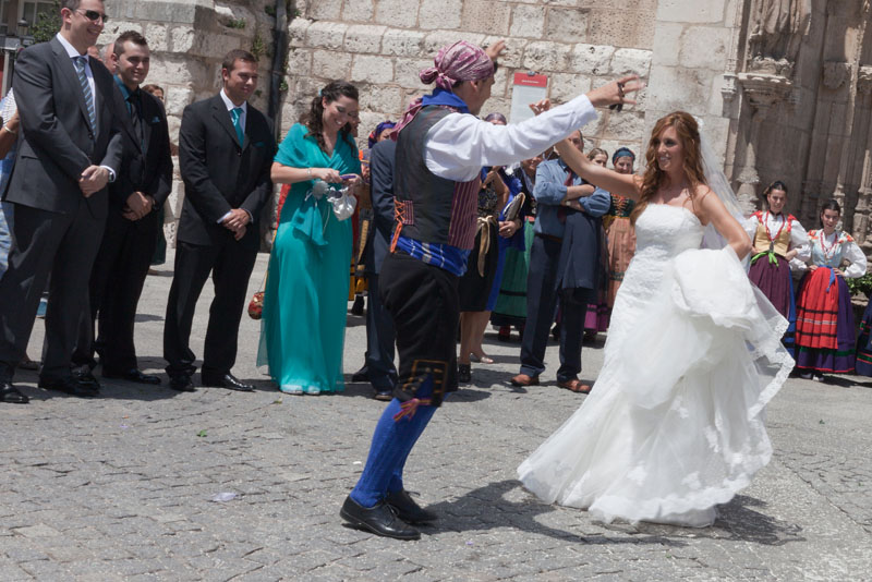 Bailando con la novia