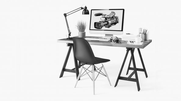 MesaConPantallayCamaraJVC_Youtube Socios de videofilm